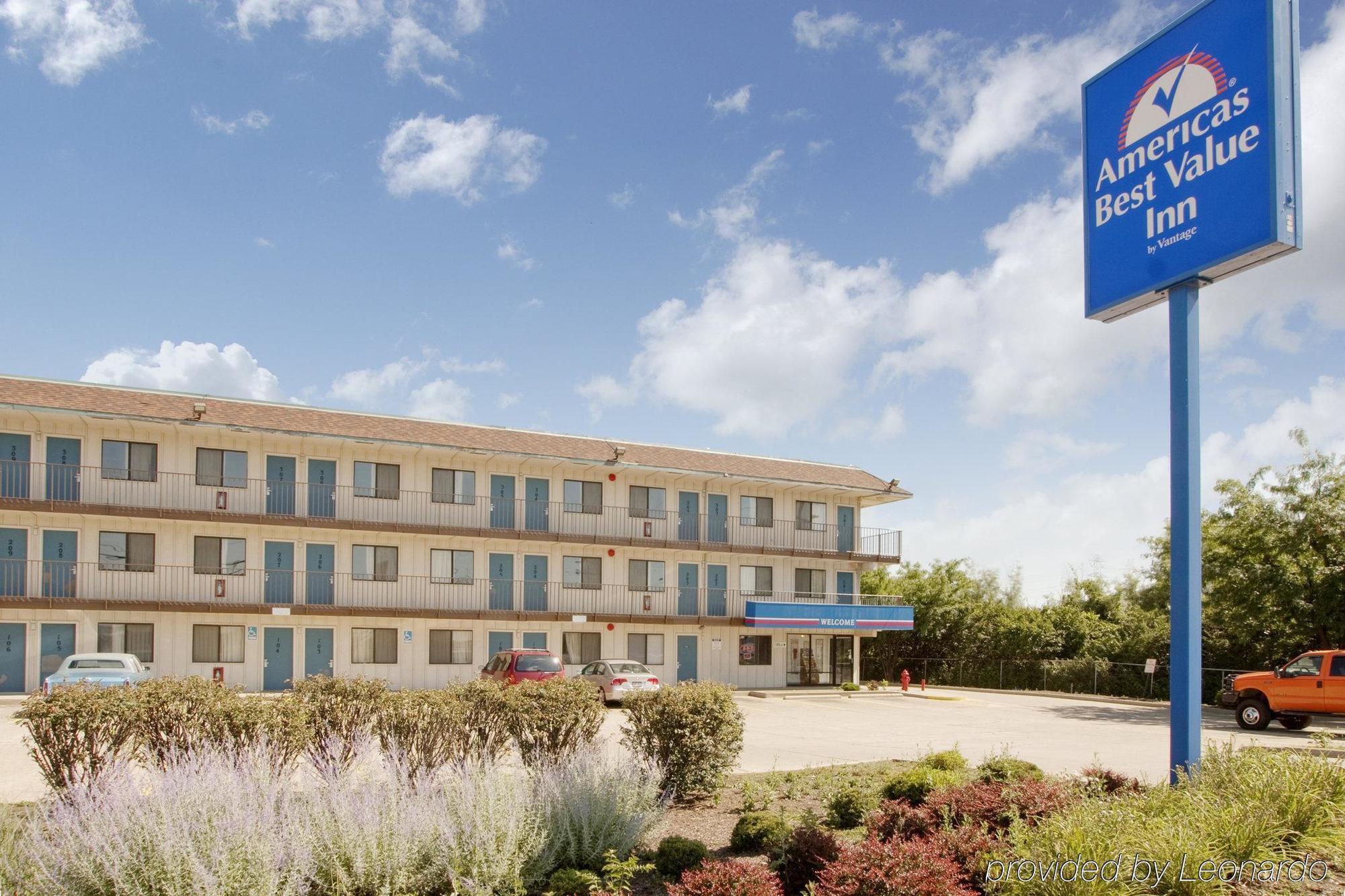 Travel Inn Sharonville Exterior photo